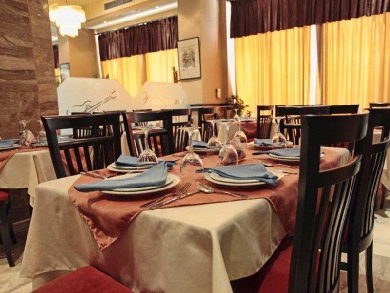 Hotel Regency كورتشي المظهر الخارجي الصورة